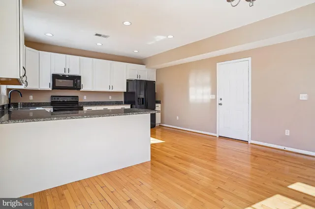 $3,275 | 1287 Cove Drive, Churchton, MD 20733