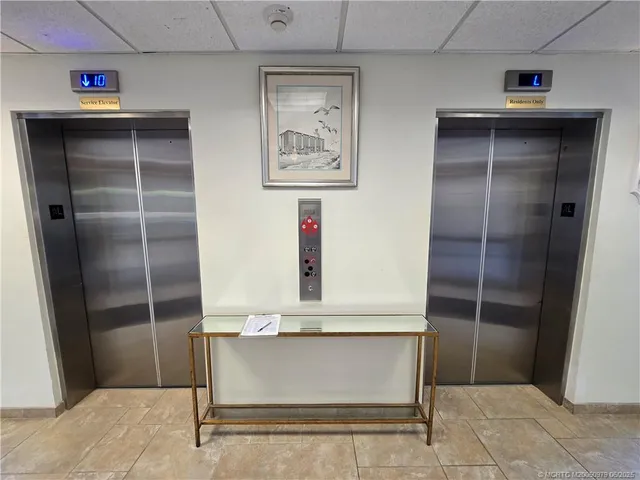 a room with closet and mirror