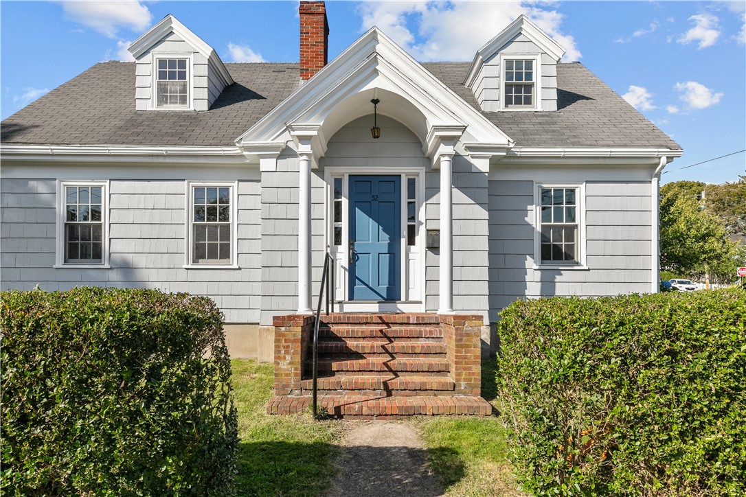 52 Bliss Road Newport, RI 02840 - Photo 2 of 40