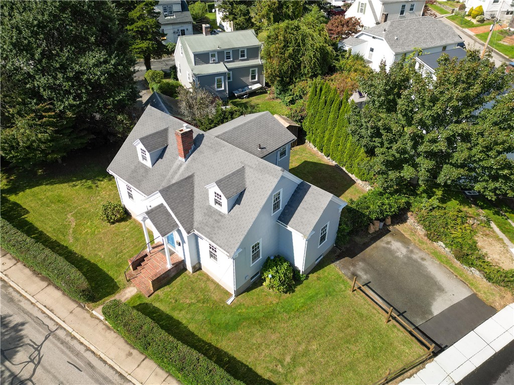 52 Bliss Road Newport, RI 02840 - Photo 36 of 40