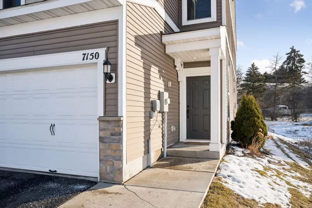 $400,000 | 7150 Walnut Grove Lane North, Maple Grove, MN 55311