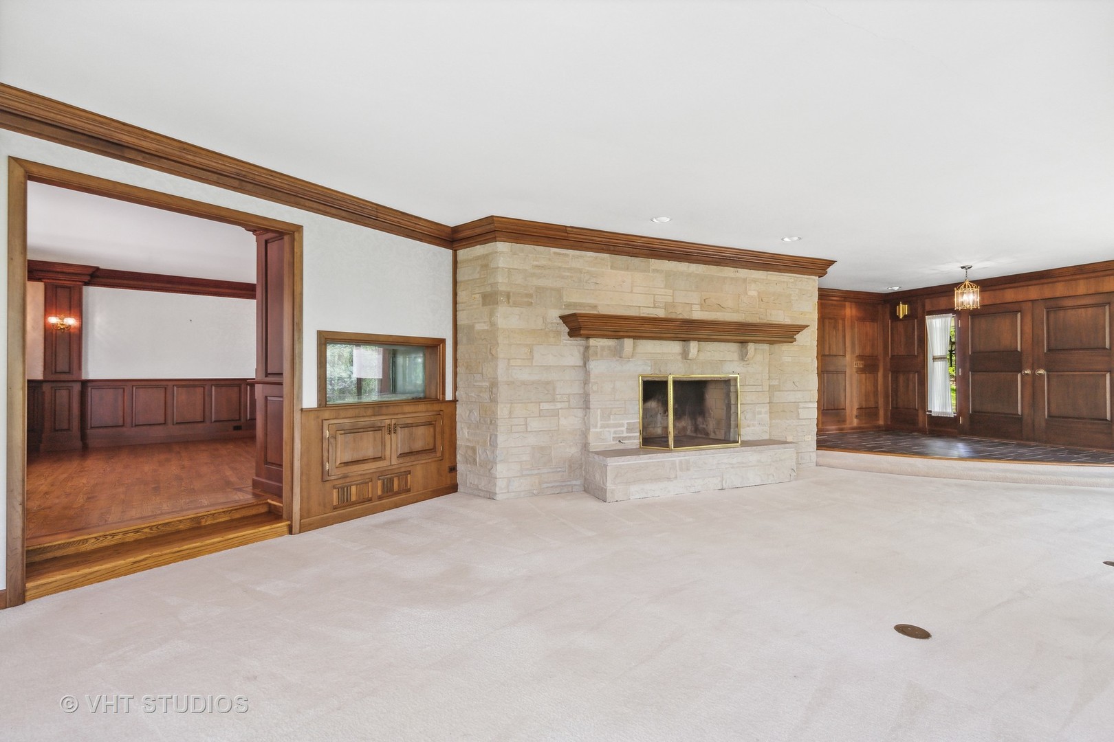 26848 Highway 22 Barrington, IL 60010 - Photo 6 of 38 a view of an empty room with cabinet and a window