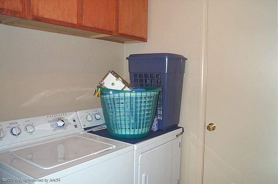 1108 Rushmore Drive Amarillo, TX 79110 - Photo 6 of 16 Utility Room