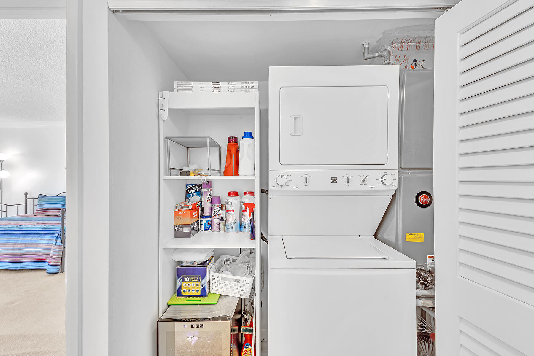 22039 Cocoa Palm Way, Unit 250 Boca Raton, FL 33433 - Photo 25 of 62 Washer & dryer + newer a/c