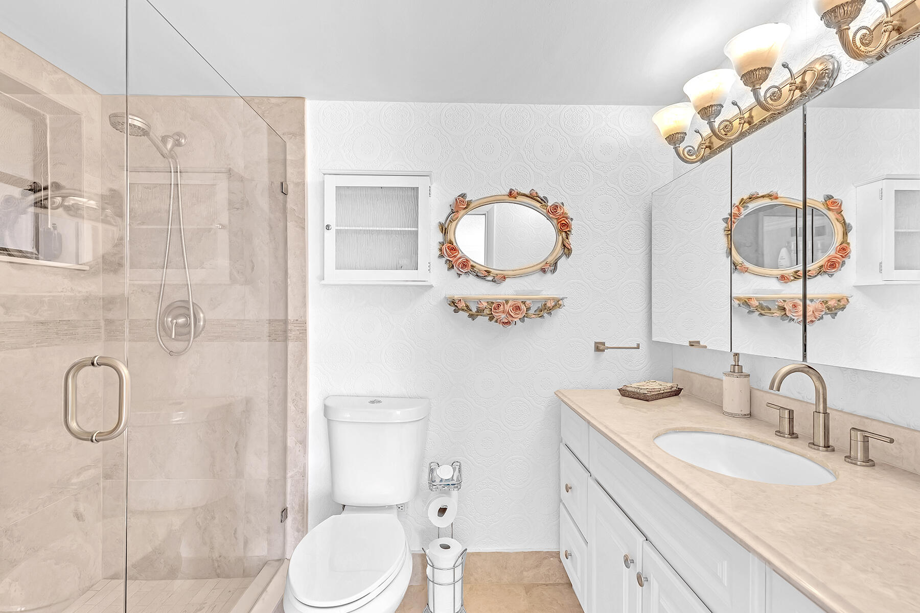 22039 Cocoa Palm Way, Unit 250 Boca Raton, FL 33433 - Photo 28 of 62 Principal bathroom