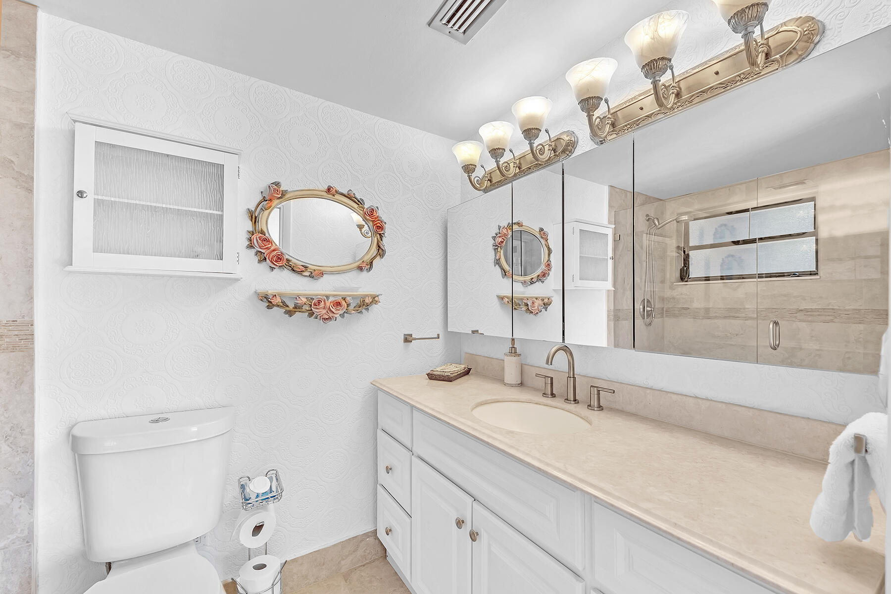 22039 Cocoa Palm Way, Unit 250 Boca Raton, FL 33433 - Photo 29 of 62 Principal bathroom