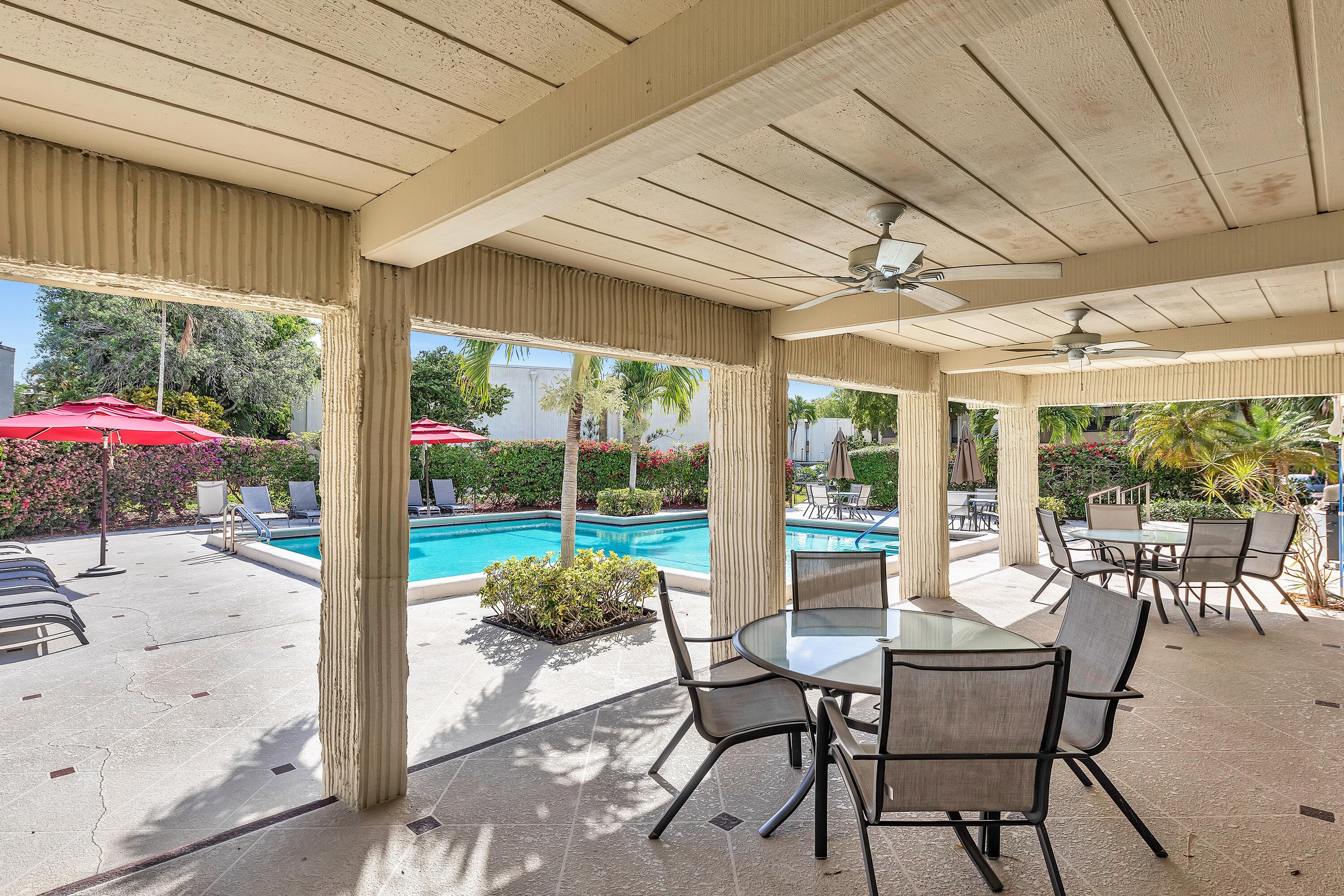 22039 Cocoa Palm Way, Unit 250 Boca Raton, FL 33433 - Photo 48 of 62 Covered patio