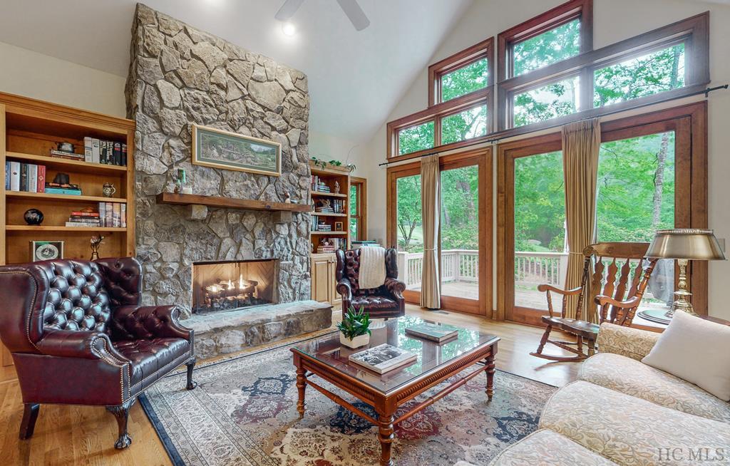 62 Two Ponds Road Sapphire, NC 28774 - Photo 10 of 48 Gallery Image 10