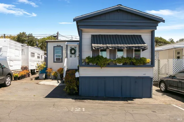 $148,000 | 2500 Springs Road, Unit 121, Vallejo, CA 94591