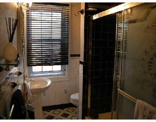 635 Center McKees Rocks, PA 15202 - Photo 14 of 16 Master Bath/Spa. Second floor bath