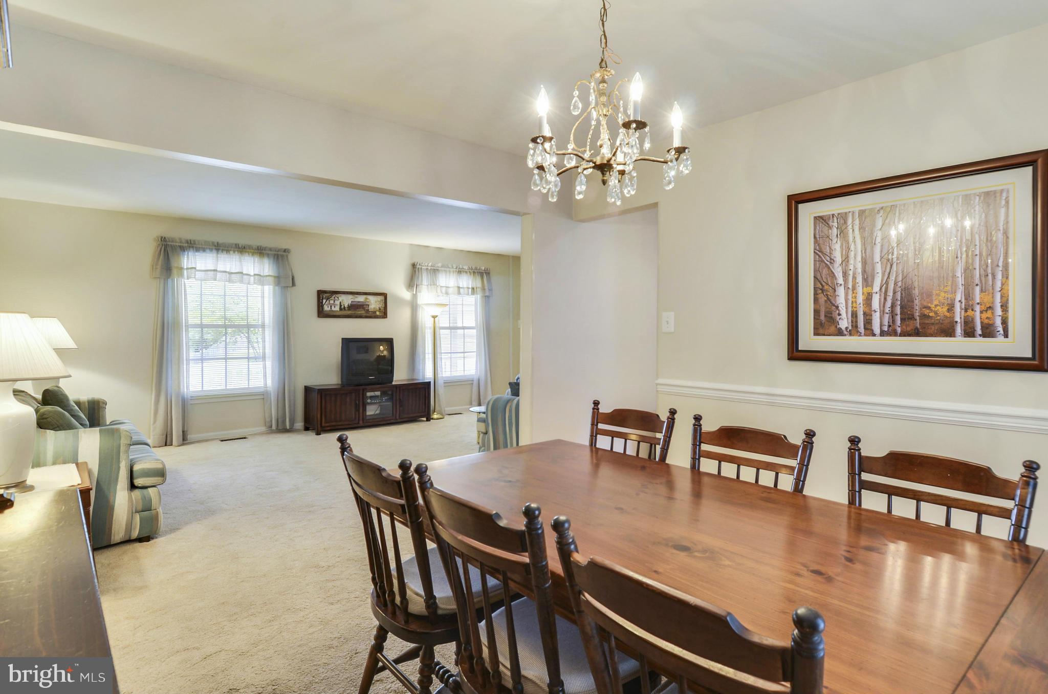 6927 Spur Road Springfield, VA 22153 - Photo 5 of 30 Dining Room