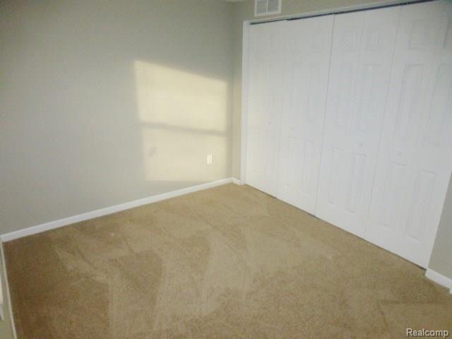 21594 Hidden Rivers Drive South Southfield, MI 48033 - Photo 14 of 16