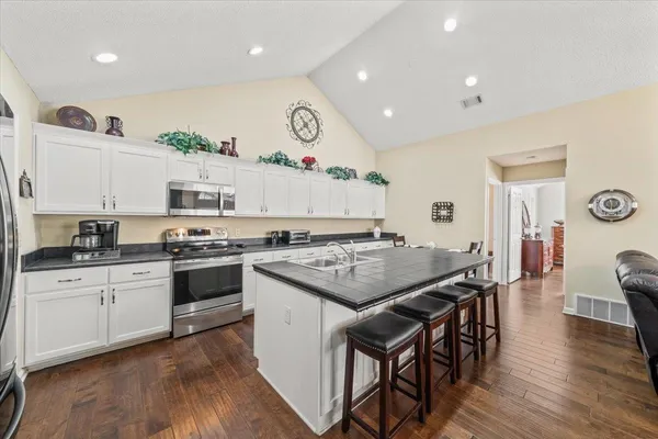 $274,900 | 7467 Appling Chase Cove, Unit 60, Cordova, TN 38016