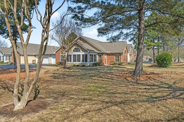 $274,900 | 7467 Appling Chase Cove, Unit 60, Cordova, TN 38016