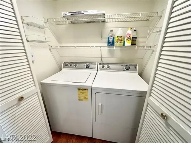 $1,300 | 3101 Casey Drive, Unit 201, Las Vegas, NV 89120