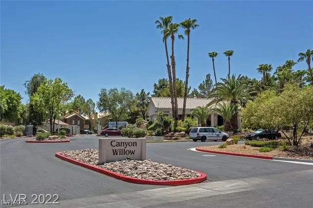 $1,300 | 3101 Casey Drive, Unit 201, Las Vegas, NV 89120