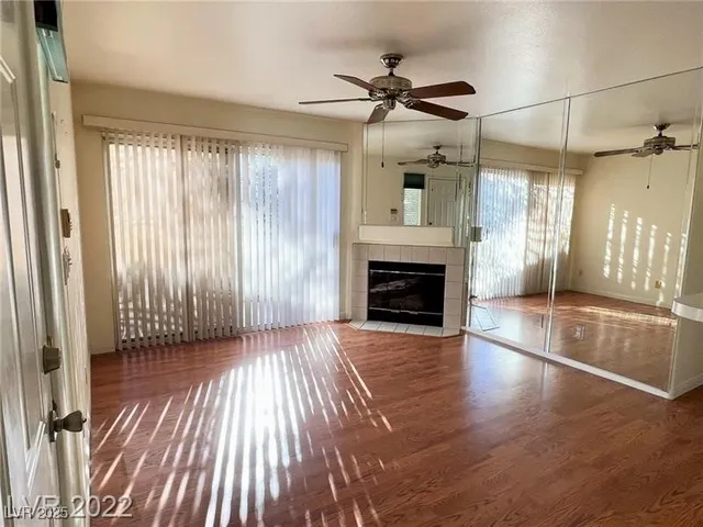$1,300 | 3101 Casey Drive, Unit 201, Las Vegas, NV 89120