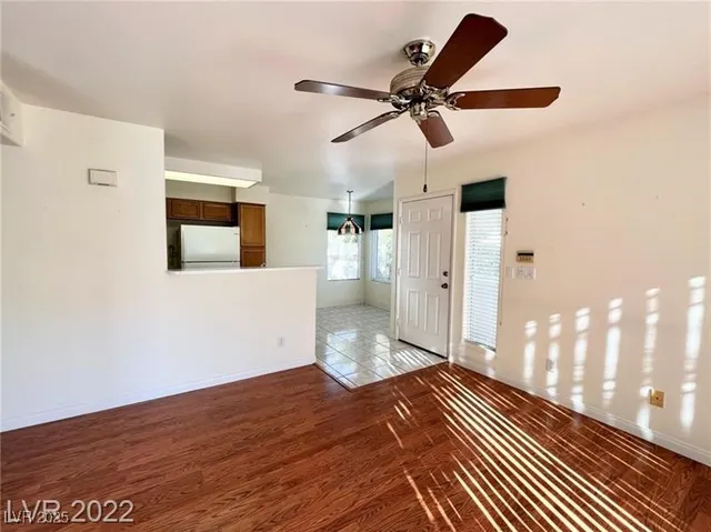 $1,300 | 3101 Casey Drive, Unit 201, Las Vegas, NV 89120