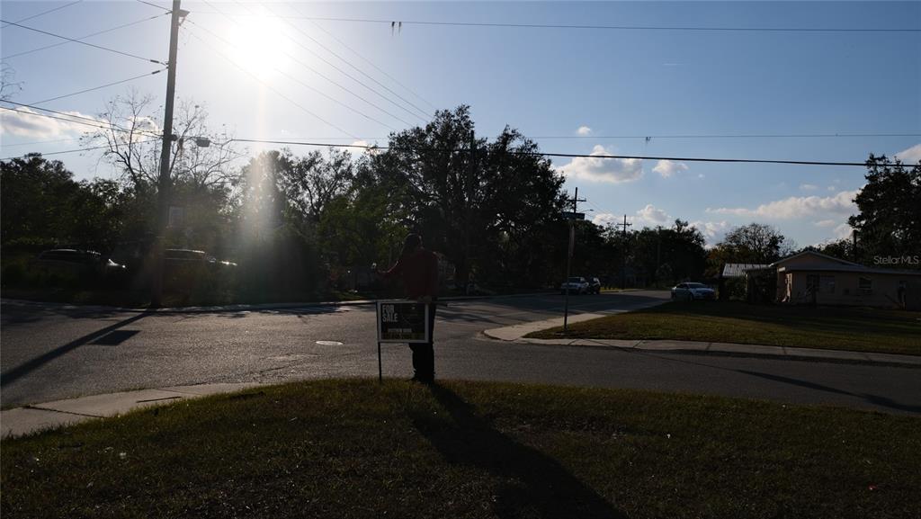 34 4th Street Southwest Fort Meade, FL 33841 - Photo 7 of 31 a view of street with yard