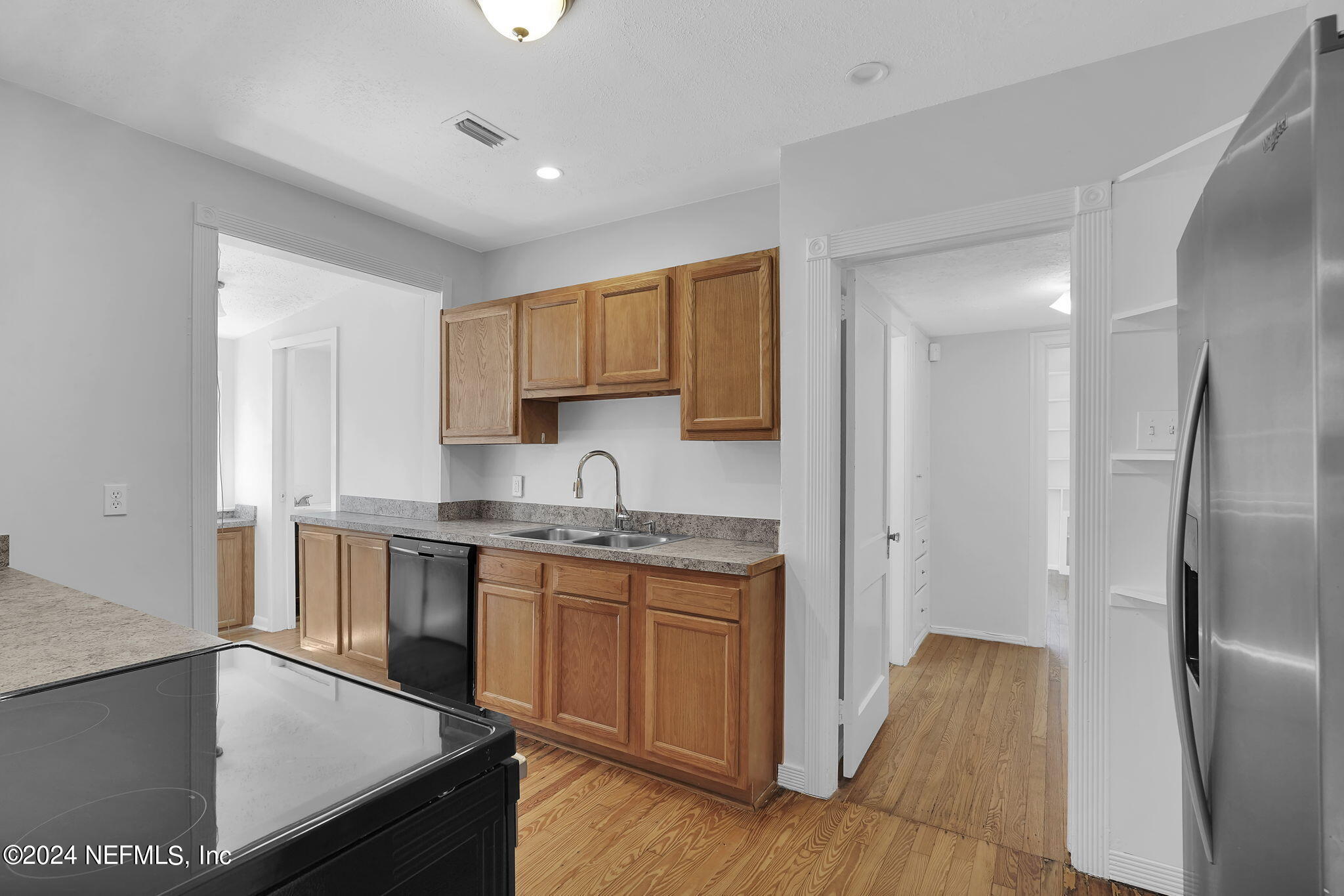 1722 Kingswood Road Jacksonville, FL 32207 - Photo 13 of 26 14-web-or-mls-1722 Kingswood Rd_014