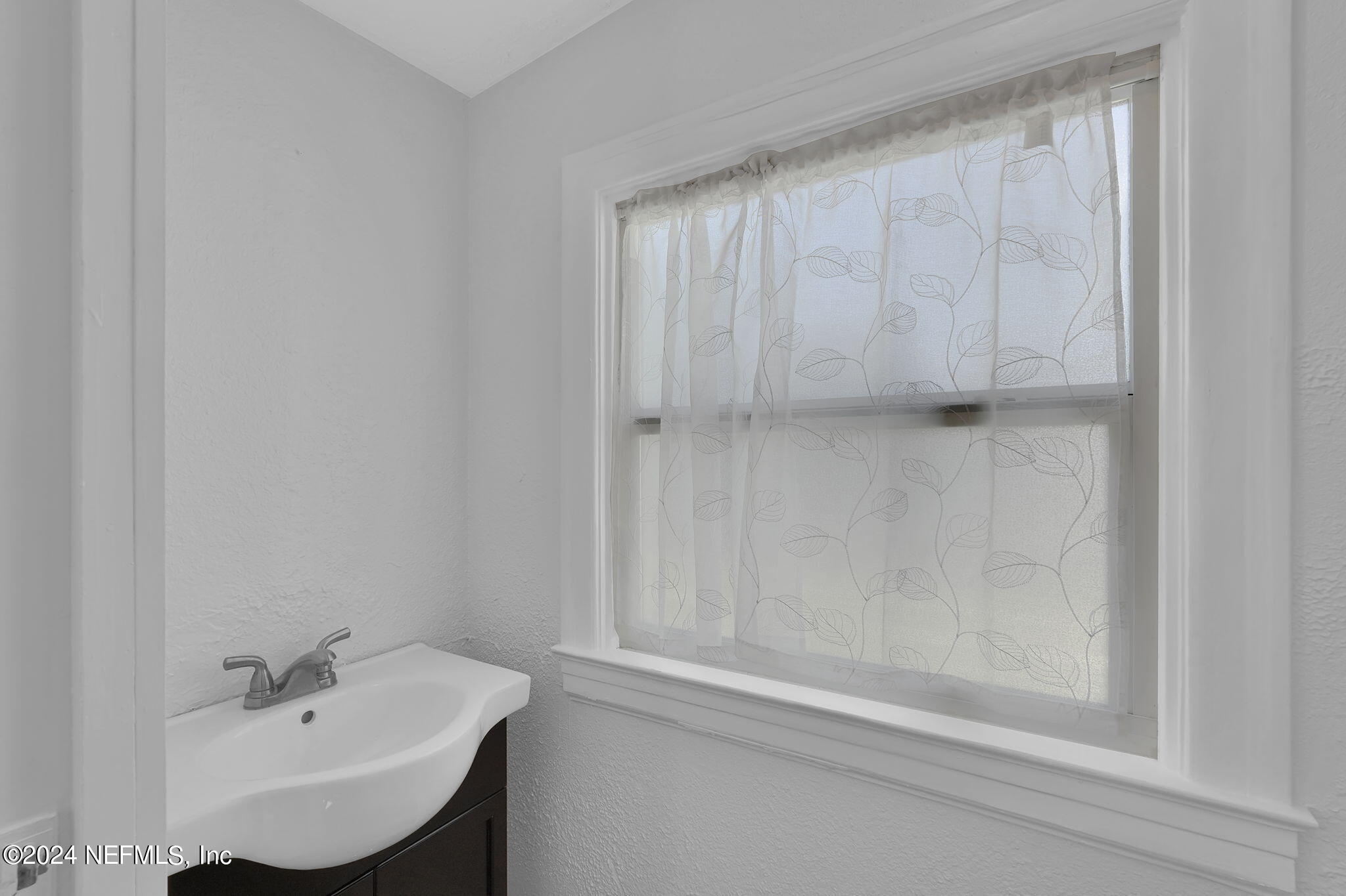 1722 Kingswood Road Jacksonville, FL 32207 - Photo 19 of 26 20-web-or-mls-1722 Kingswood Rd_020