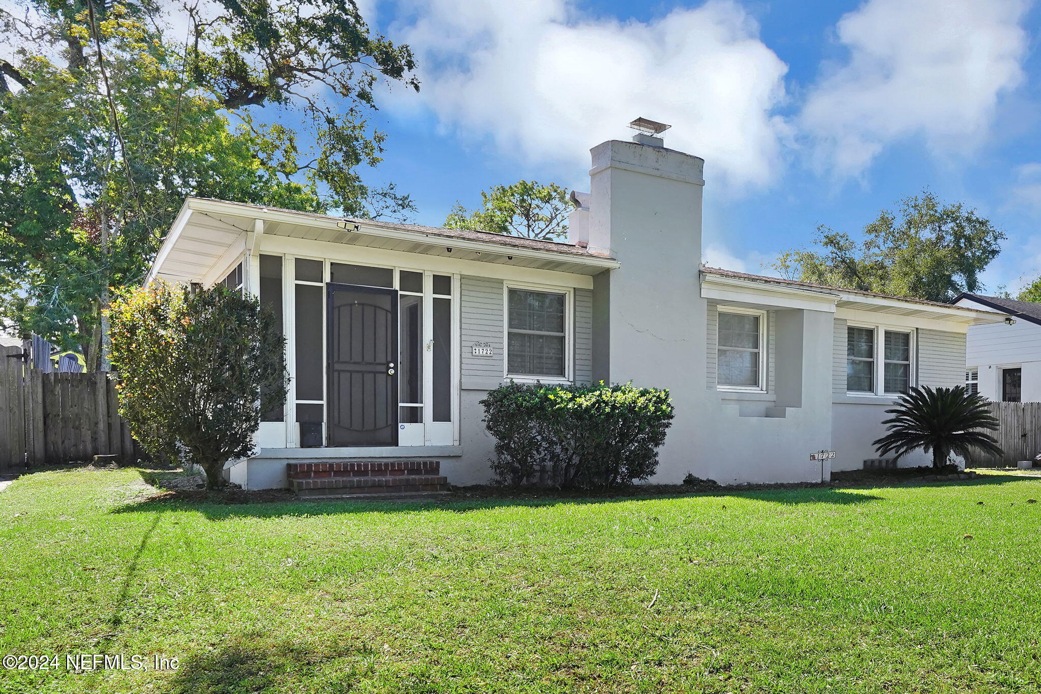 1722 Kingswood Road Jacksonville, FL 32207 - Photo 4 of 26 5-web-or-mls-1722 Kingswood Rd_005