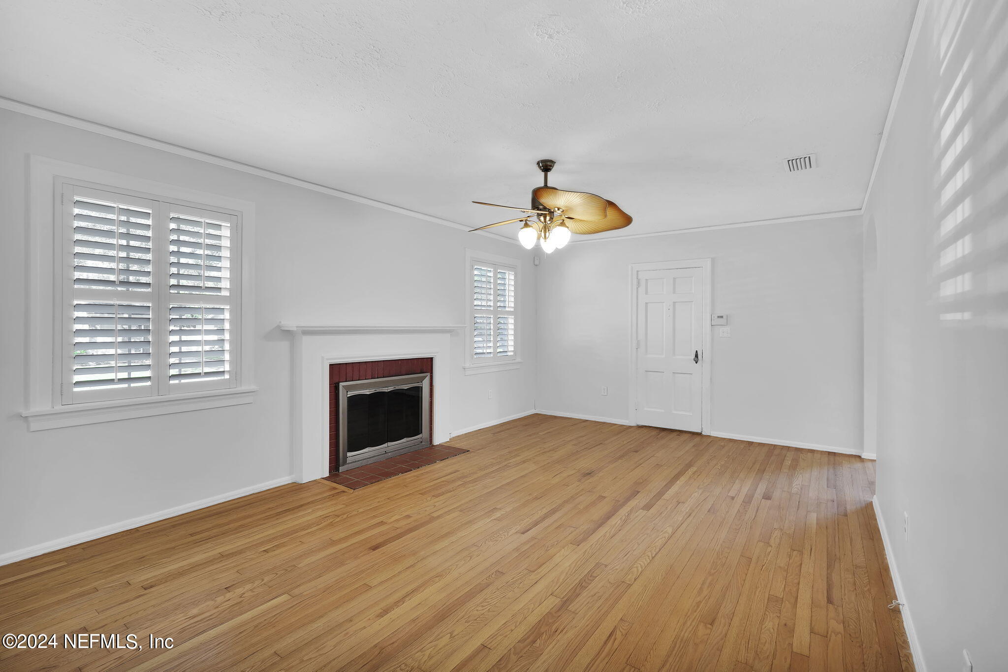 1722 Kingswood Road Jacksonville, FL 32207 - Photo 8 of 26 9-web-or-mls-1722 Kingswood Rd_009