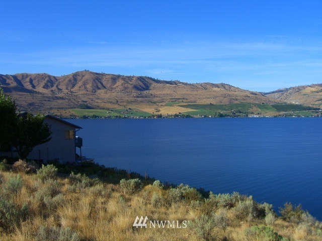 116 Riviera Place Chelan, WA 98816 - Photo 4 of 13 Gallery Image 4