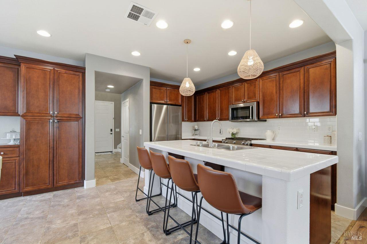 2151 Linwood Avenue Santa Rosa, CA 95404 - Photo 9 of 42