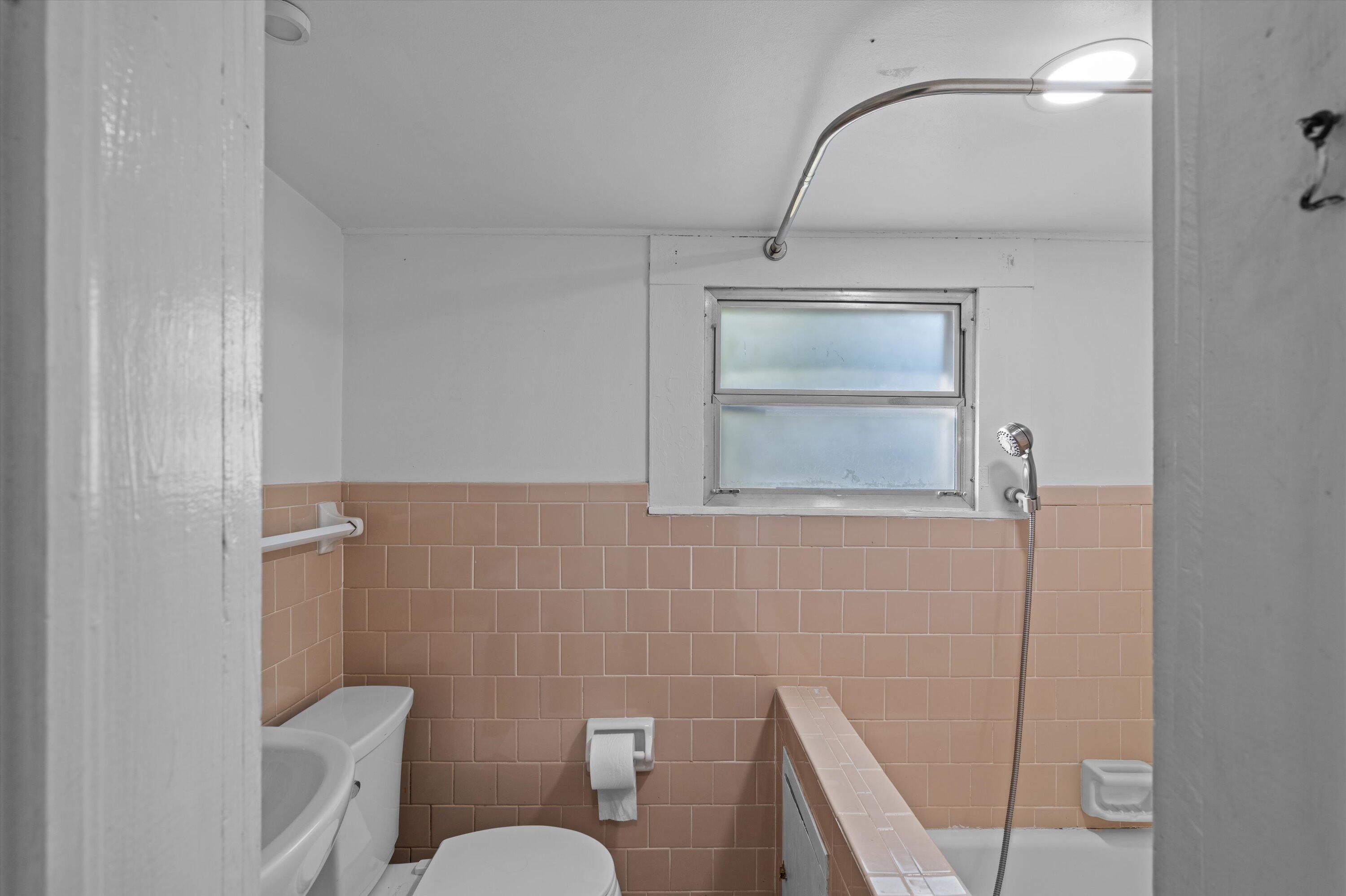 305 Gordon Street Thomson, GA 30824 - Photo 34 of 45 34-P1560787