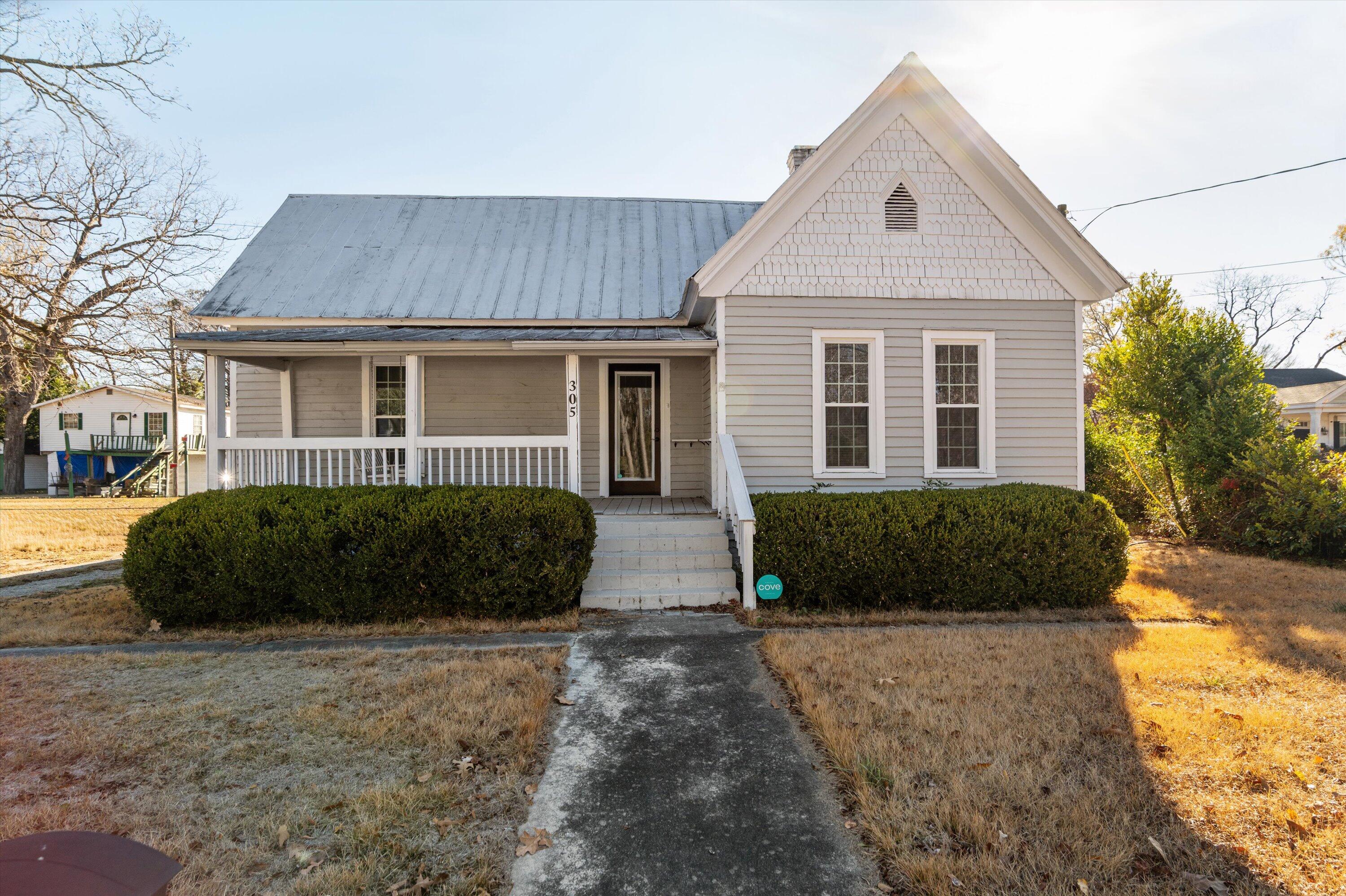 305 Gordon Street Thomson, GA 30824 - Photo 7 of 45 07-P1560800_1