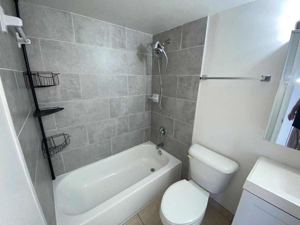550 Southwest 2nd Avenue, Unit 229 Boca Raton, FL 33432 - Photo 12 of 16 Updated shower