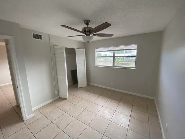 $1,950 | 550 Southwest 2nd Avenue, Unit 229, Boca Raton, FL 33432