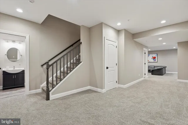 $1,299,900 | 204 Pelham Court, Flourtown, PA 19031