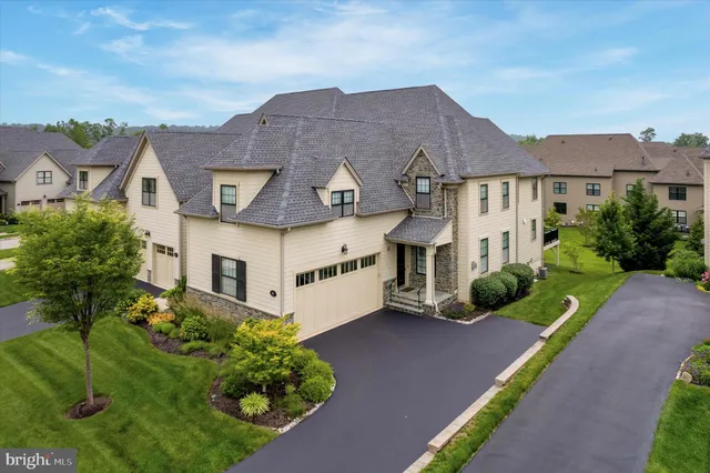 $1,299,900 | 204 Pelham Court, Flourtown, PA 19031