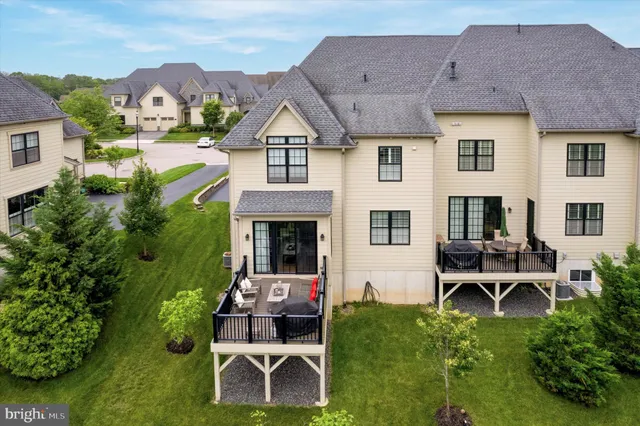 $1,299,900 | 204 Pelham Court, Flourtown, PA 19031