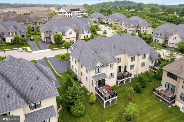 $1,299,900 | 204 Pelham Court, Flourtown, PA 19031