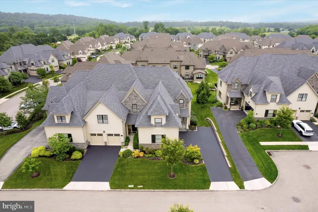 $1,299,900 | 204 Pelham Court, Flourtown, PA 19031