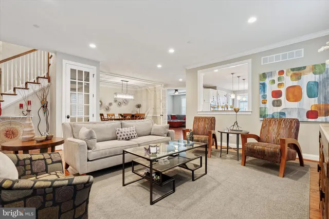 $1,299,900 | 204 Pelham Court, Flourtown, PA 19031