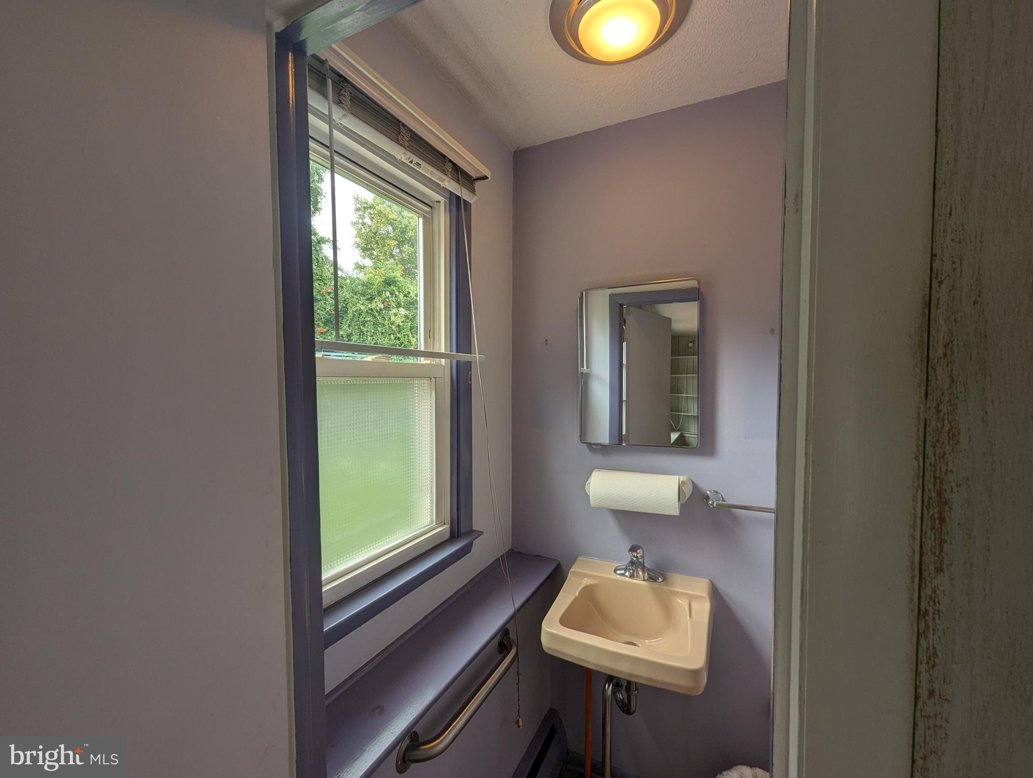 588 Kismet Road Philadelphia, PA 19115 - Photo 4 of 20 Convenient First Floor Powder Rm