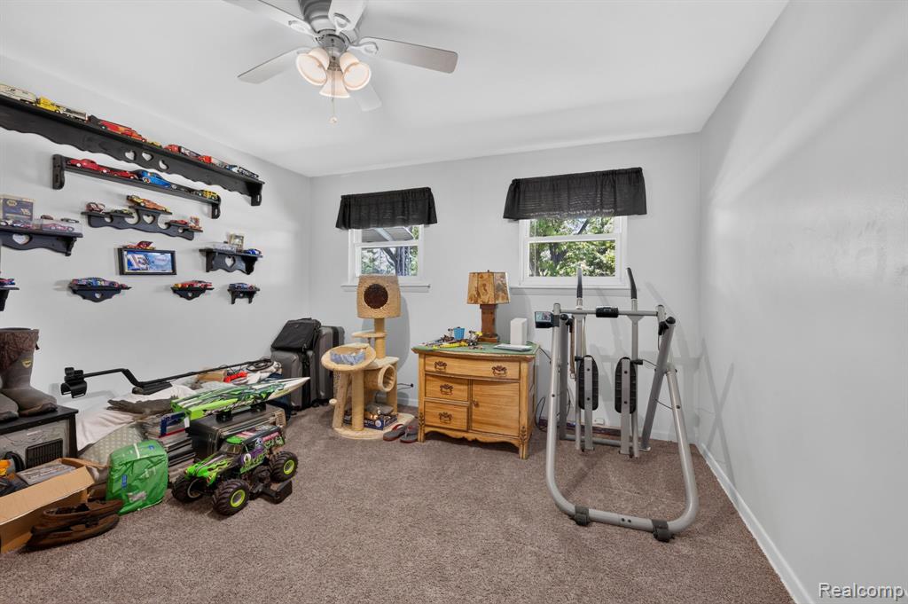 5233 Torrey Road Flint, MI 48507 - Photo 25 of 45