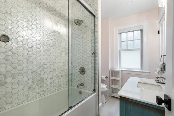 $18,500 | 21 Bedlow Avenue, Newport, RI 02840