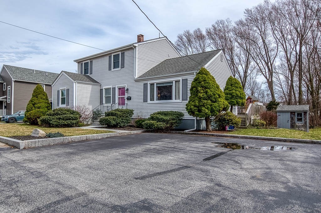 18 Howie Road Braintree, MA 02184 - Photo 4 of 30
