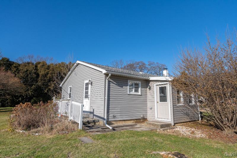 581 Atlas Road Northampton, PA 18067 - Photo 1 of 17 Gallery Image 1