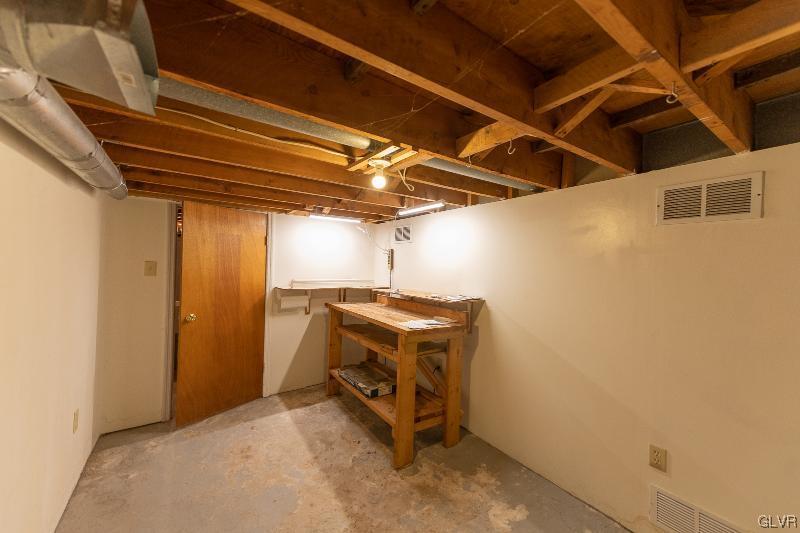 581 Atlas Road Northampton, PA 18067 - Photo 13 of 17 Gallery Image 13