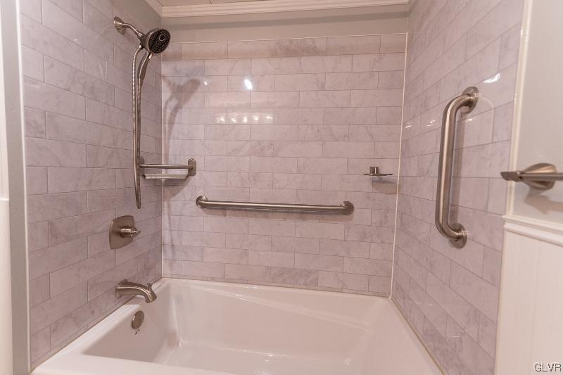 581 Atlas Road Northampton, PA 18067 - Photo 9 of 17 Gallery Image 9