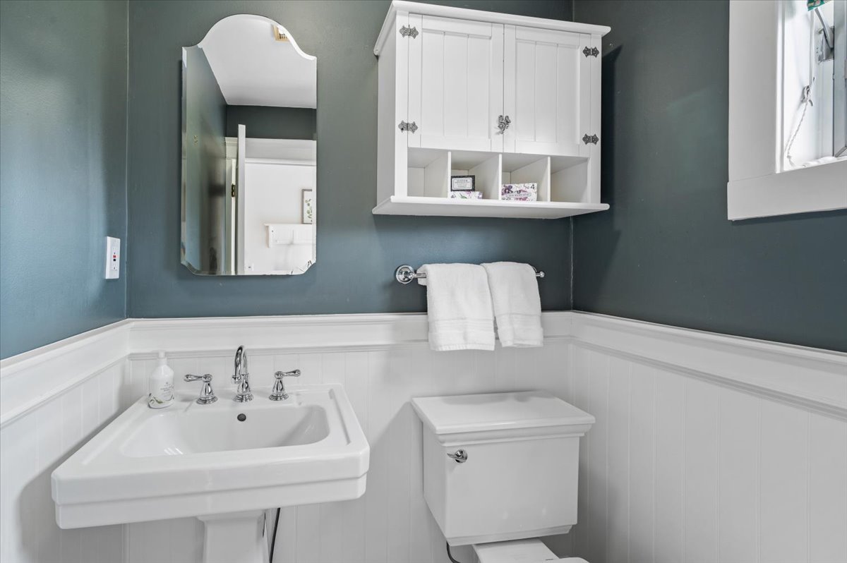 730 9th Street Wilmette, IL 60091 - Photo 20 of 47