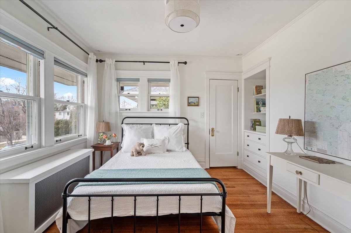 730 9th Street Wilmette, IL 60091 - Photo 28 of 47