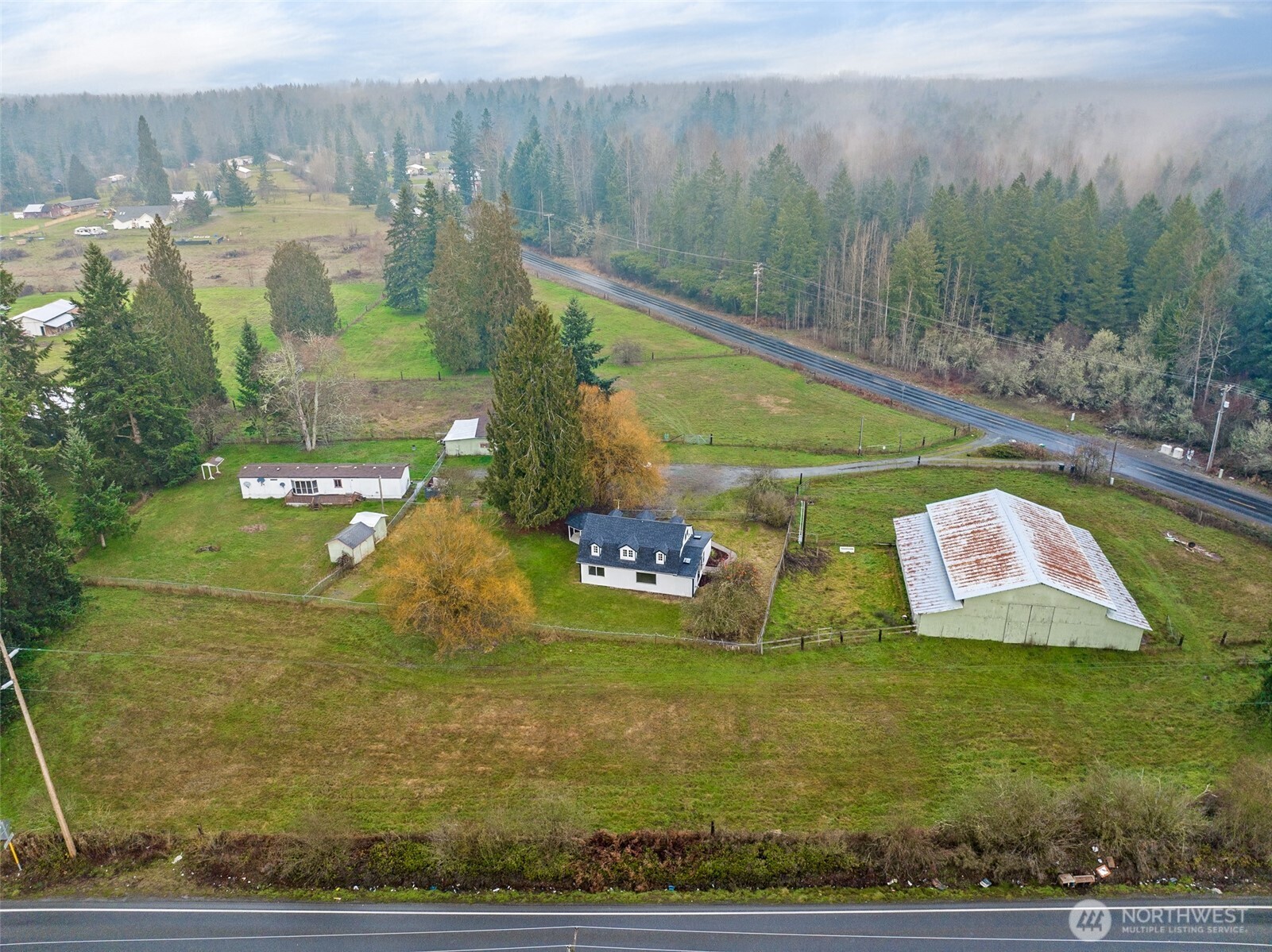 35120 Kinsman Road East Roy, WA 98580 - Photo 37 of 40 a view of a swimming pool