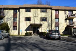 4143 Karl Road, Unit 322 Columbus, OH 43224 - Photo 1 of 8 Gallery Image 1